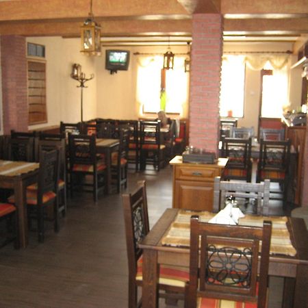 Spartak Family Hotel Szmoljan Kültér fotó