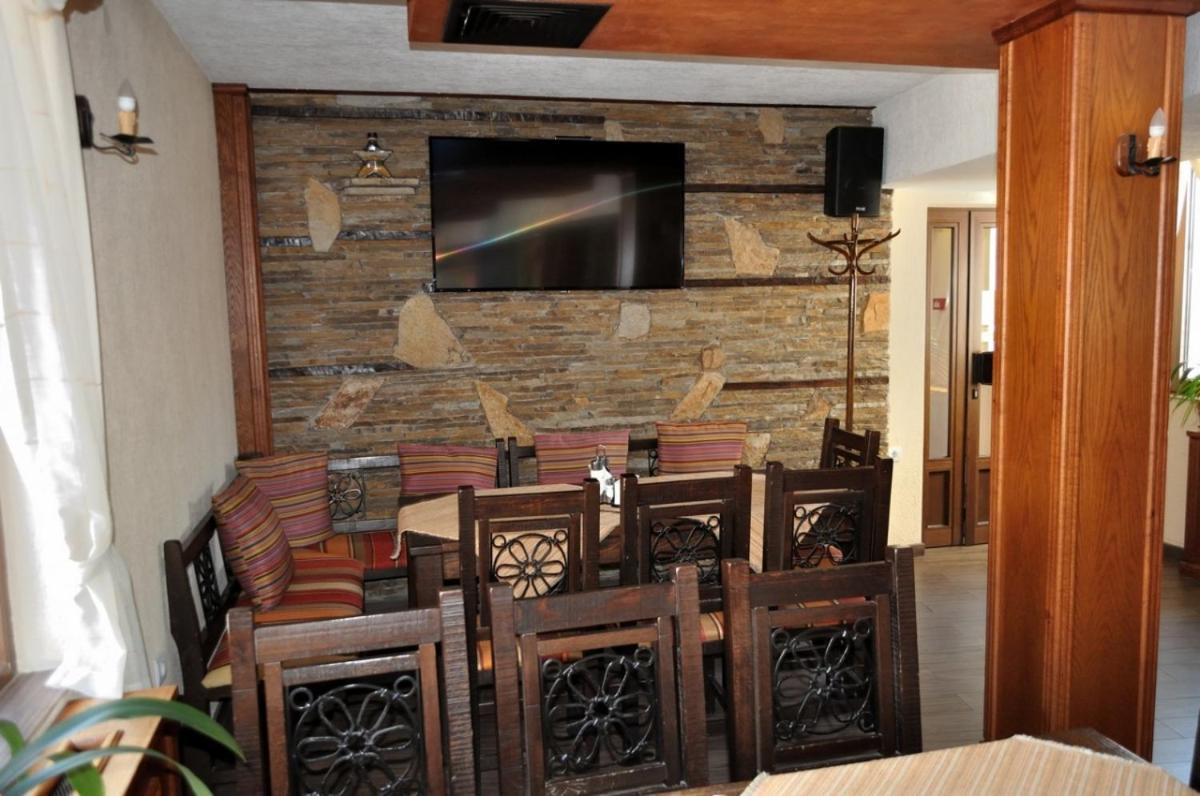 Spartak Family Hotel Szmoljan Kültér fotó