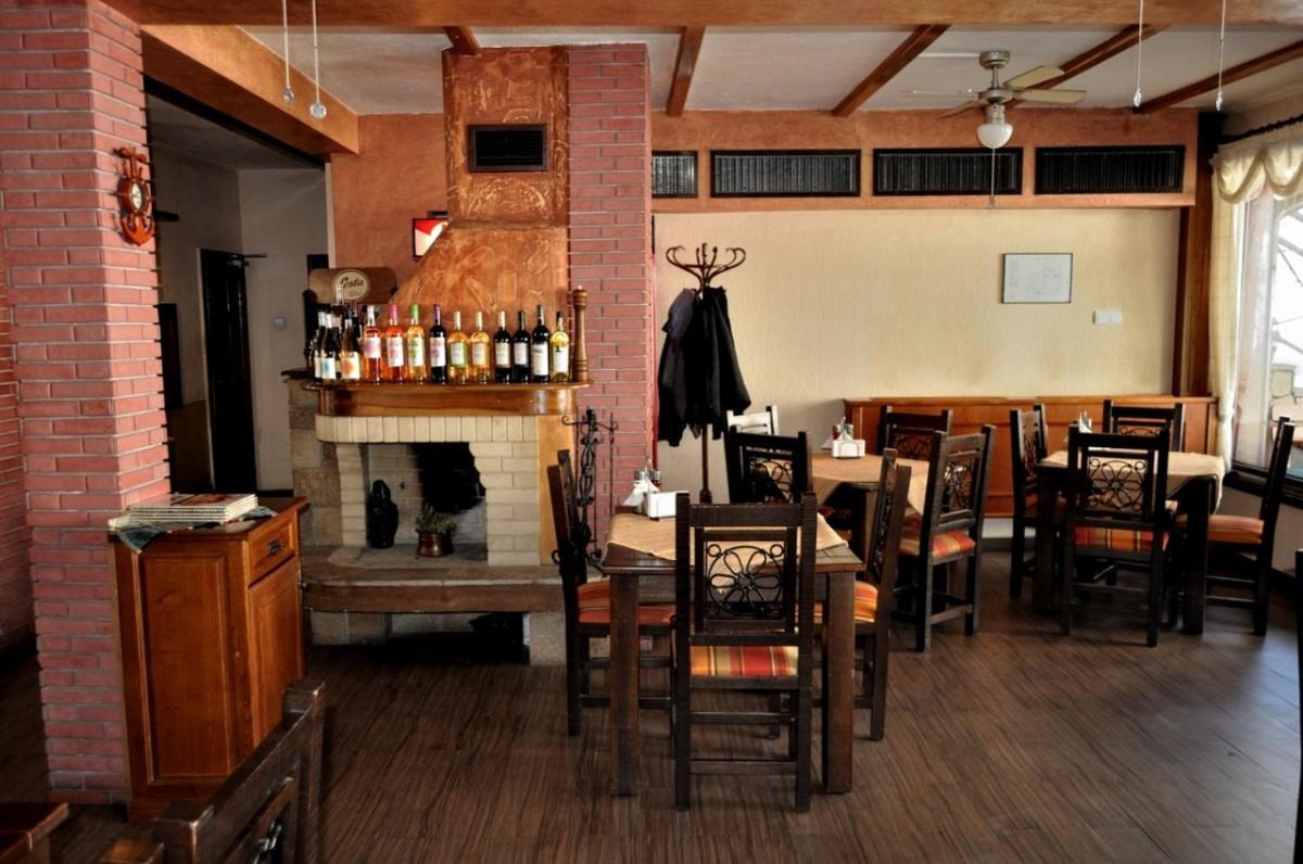Spartak Family Hotel Szmoljan Kültér fotó