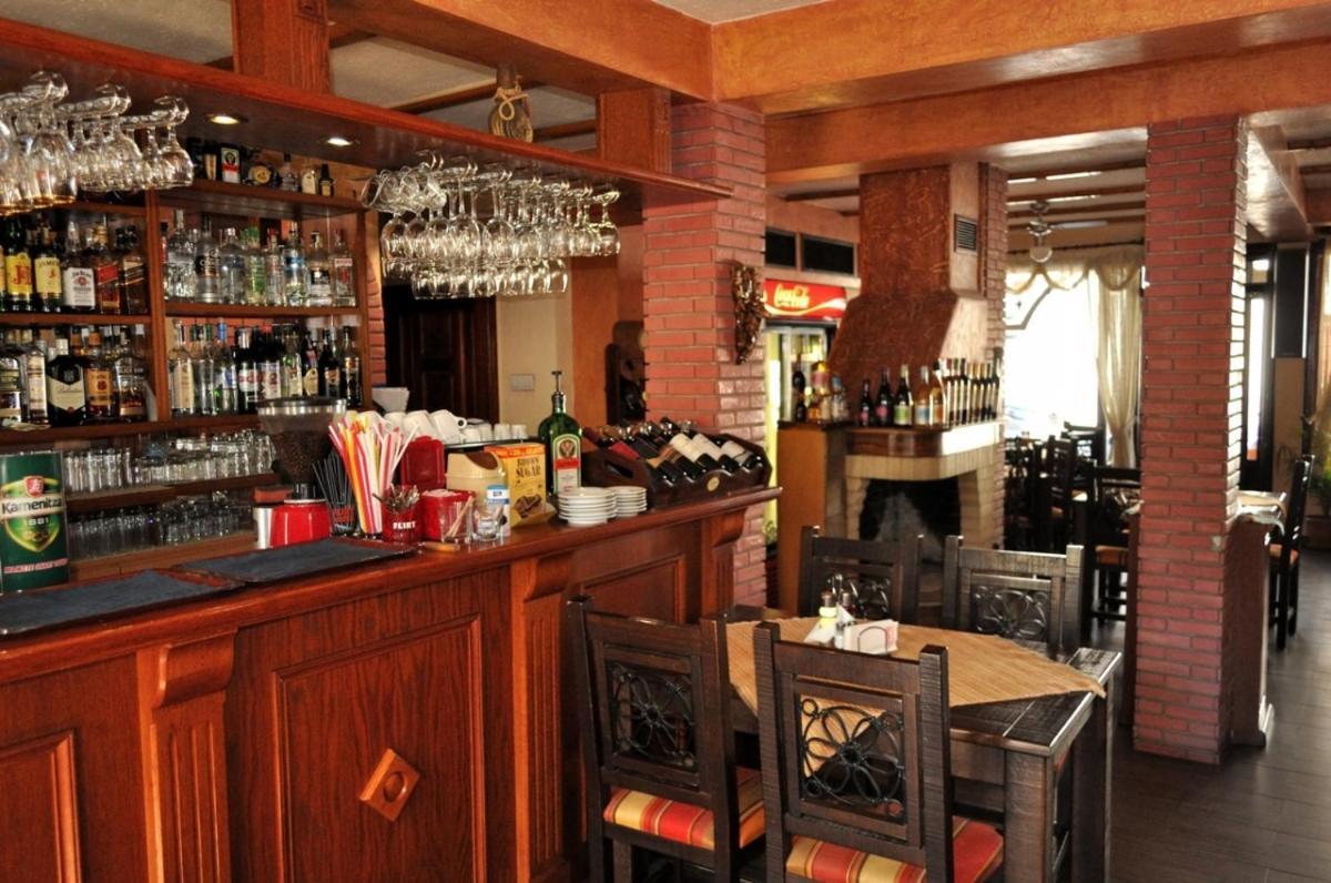 Spartak Family Hotel Szmoljan Kültér fotó